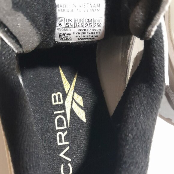 SOLD🟣🟣🟣🟣🟣🟣🟣🟣Platform Cardi B Reebok White Black Sneakers Sz 8 Women's - Picture 7 of 11